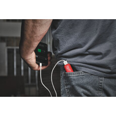 MILW. L4 PPS-301 USB Draagbare stroombron en opladerset, 3 image