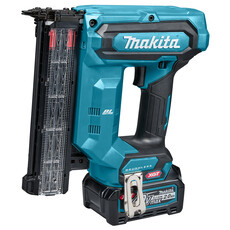 MAKITA 40 V Max Brad tacker