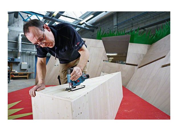 Accu decoupeerzaagmachine GST 12V-70 (C&G Accu en Lader niet, 10 image