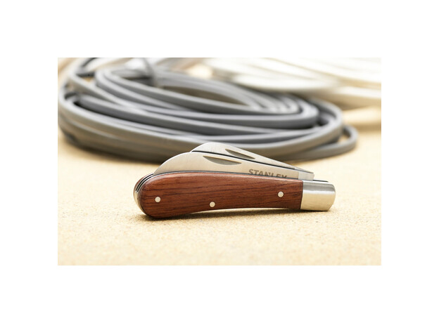 Elektriciteitsmes met dubbel lemmet, 9 image